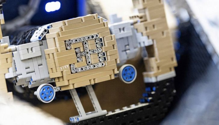 Bugatti Chiron Lego Technic