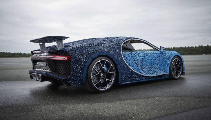 Bugatti Chiron Lego Technic