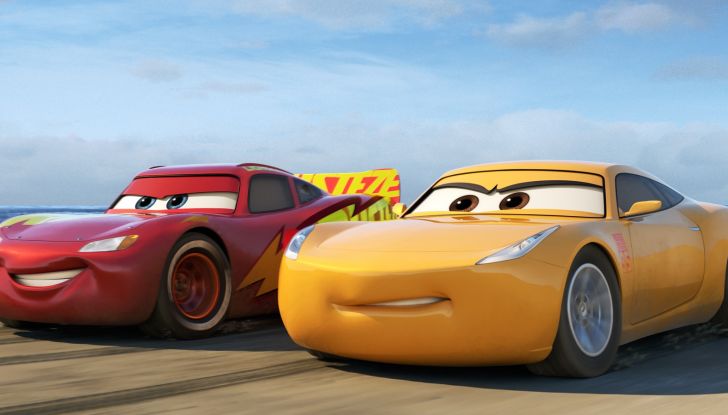 Saetta McQueen di Cars sfida una BMW: chi vincerà? - Foto 4 di 5