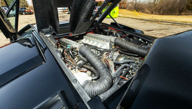 Lamborghini come un’opera d’arte: questa Countach è esposta in uno yacht! - Foto 10 di 10