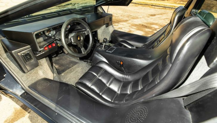 Lamborghini come un’opera d’arte: questa Countach è esposta in uno yacht! - Foto 8 di 10