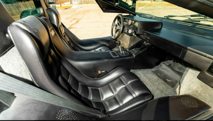 Lamborghini come un’opera d’arte: questa Countach è esposta in uno yacht! - Foto 9 di 10