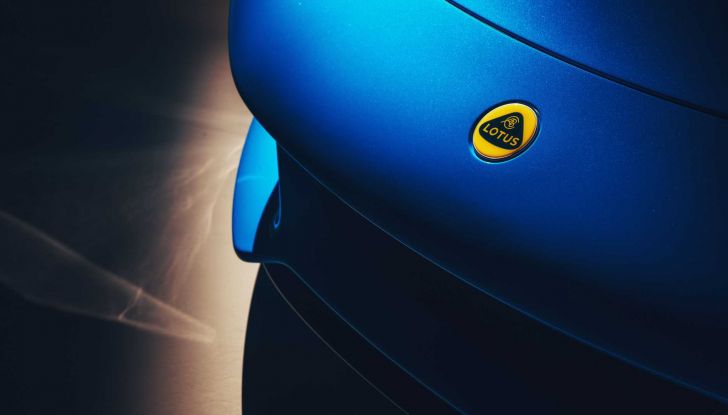 Lotus Emira: ordini aperti per la First Edition con motore AMG da 365 CV - Foto 6 di 11