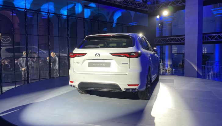Mazda CX-60: il primo SUV ibrido plug-in è finalmente arrivato! - Foto 11 di 25