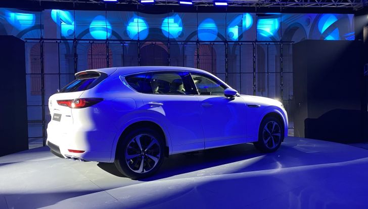 Mazda CX-60: il primo SUV ibrido plug-in è finalmente arrivato! - Foto 7 di 25