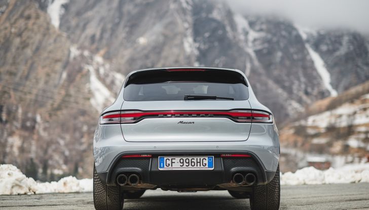 Porsche Macan 2022: la prova su strada della GTS da 440 cavalli in attesa della elettrica - Foto 12 di 25