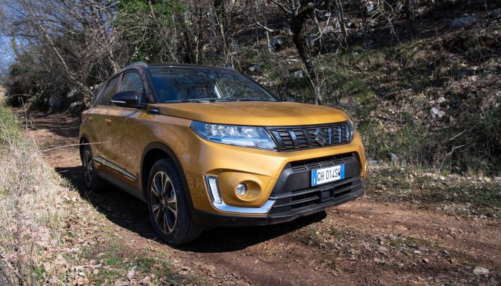 Suzuki Vitara: arriva anche la versione full hybrid - Foto 12 di 29