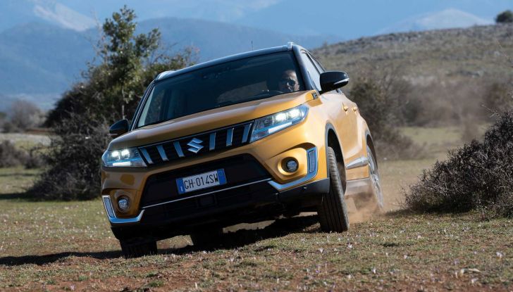 Suzuki Vitara: arriva anche la versione full hybrid - Foto 5 di 29