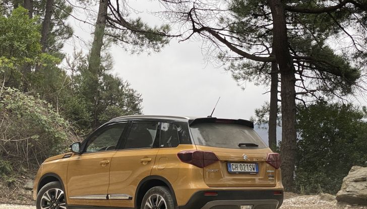 Suzuki Vitara: arriva anche la versione full hybrid - Foto 8 di 29