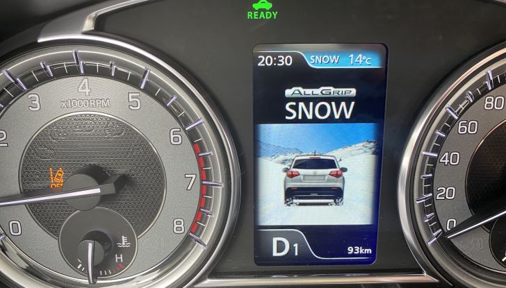 Suzuki Vitara: arriva anche la versione full hybrid - Foto 10 di 29