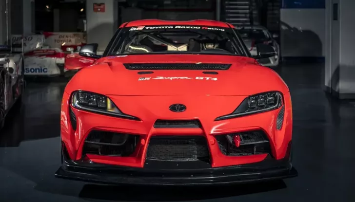 Toyota GR Supra GT4 50th Edition: la versione (stradale) da corsa in soli sei esemplari - Foto 3 di 12