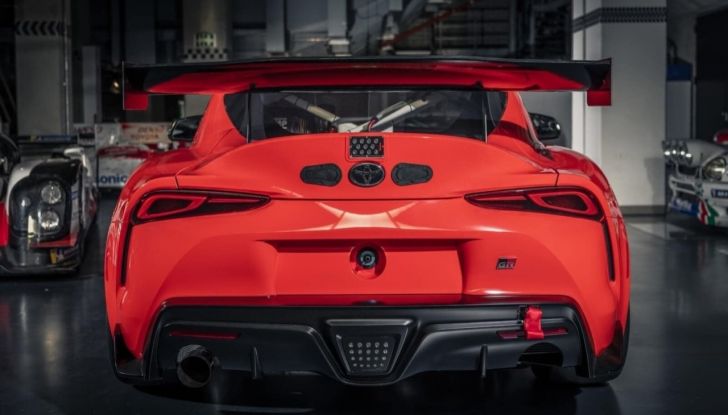 Toyota GR Supra GT4 50th Edition: la versione (stradale) da corsa in soli sei esemplari - Foto 4 di 12