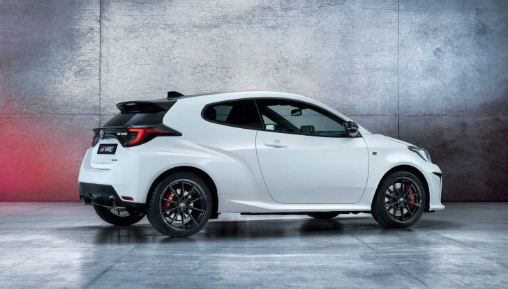 Toyota GR Yaris: la hot-hatch con specifiche Nissan GT-R è ancora più “pepata”! - Foto 7 di 13