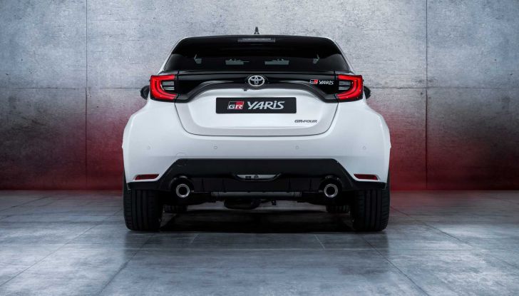 Toyota GR Yaris: la hot-hatch con specifiche Nissan GT-R è ancora più “pepata”! - Foto 9 di 13