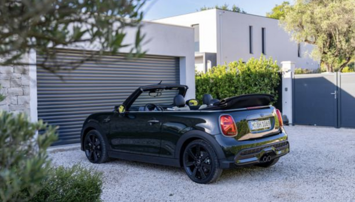 Mini Cooper S Cabrio Resolute Edition da oggi è realtà - Foto 15 di 16
