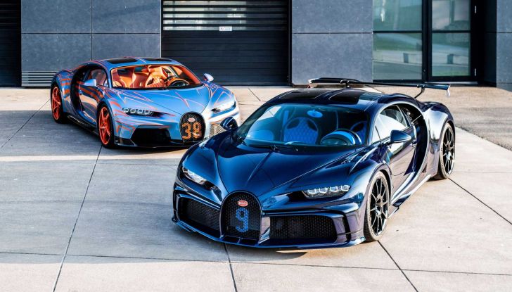 Bugatti Chiron Super Sport: uscite di fabbrica le prime due “Sur Mesure” - Foto 1 di 13