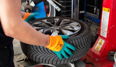 Cambio gomme 2022: da oggi, 15 aprile, via libera ai pneumatici estivi