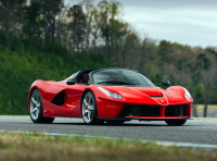 Ferrari LaFerrari Aperta: quotazioni in rialzo, ora vale 4,5 milioni di Euro!