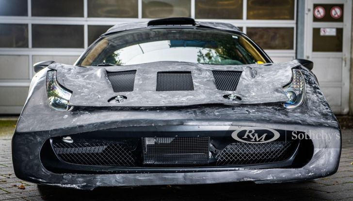 Test car in vendita: comprereste il prototipo della Ferrari LaFerrari? - Foto 5 di 13