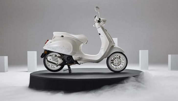 Justin Bieber X Vespa: il modello speciale firmato dalla star canadese - Foto 4 di 7