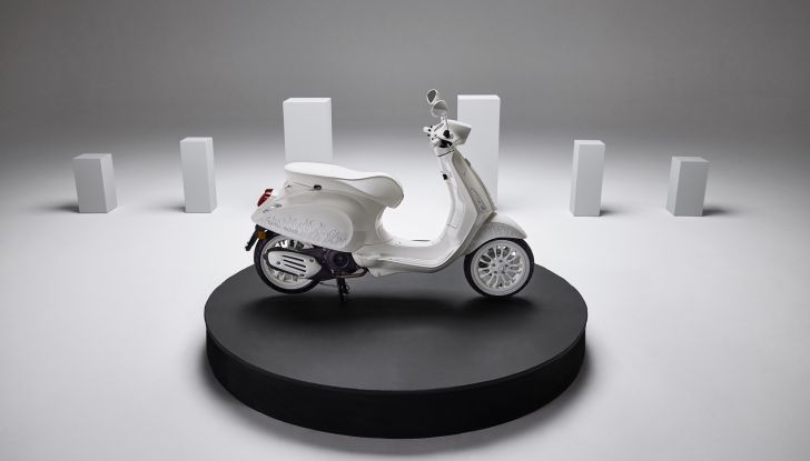 Justin Bieber X Vespa: il modello speciale firmato dalla star canadese - Foto 5 di 7