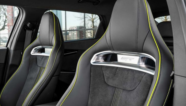 Kia EV6 GT: con 585 cavalli il crossover elettrico punta sulla sportività - Foto 11 di 12