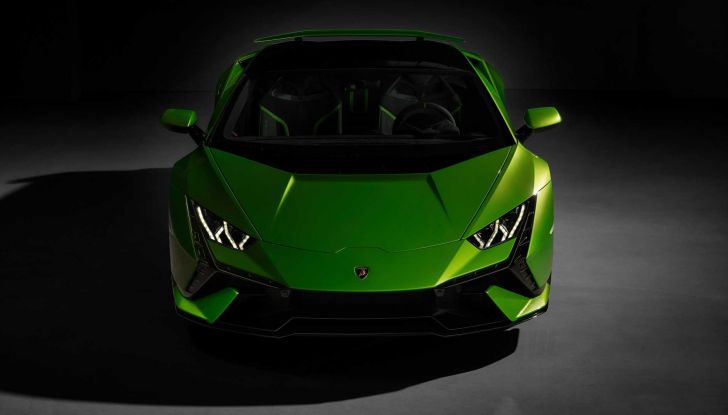 Lamborghini Huracàn Tecnica: il canto del cigno del V10 sprigiona 640 CV - Foto 12 di 23