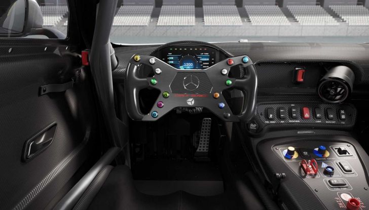 Mercedes-AMG GT Track Series: la Stella tedesca da 790 CV destinata alla pista - Foto 10 di 12