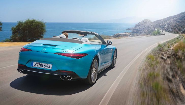 Mercedes-AMG SL 43: la versione d’attacco della roadster tedesca ha 381 CV - Foto 6 di 16