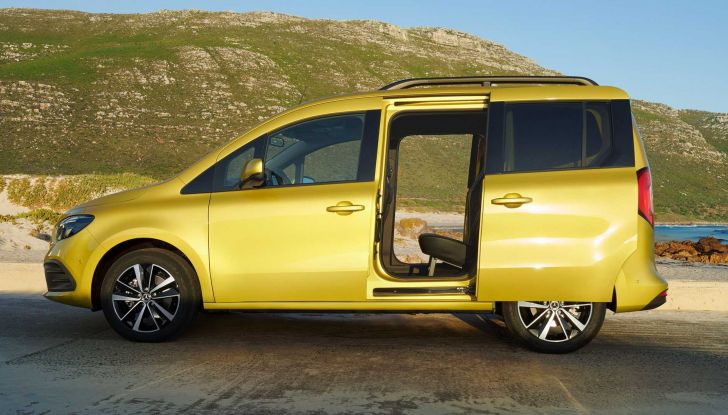 Mercedes Classe T 2022: la multispazio per le famiglie, funzionale… e raffinata - Foto 12 di 15