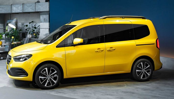 Mercedes Classe T 2022: la multispazio per le famiglie, funzionale… e raffinata - Foto 3 di 15