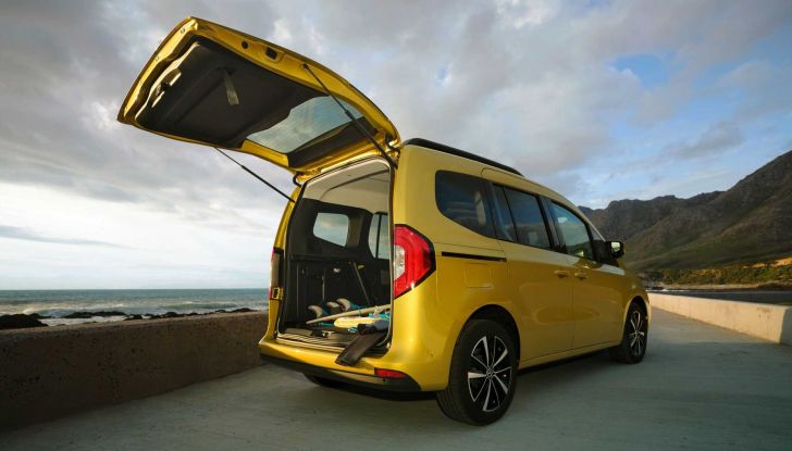 Mercedes Classe T 2022: la multispazio per le famiglie, funzionale… e raffinata - Foto 9 di 15