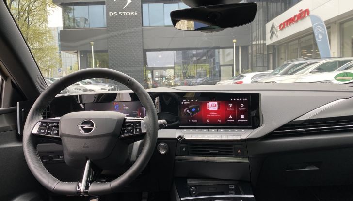 Nuova Opel Astra 2022: online la campagna promozionale dell’ibrida plug-in - Foto 8 di 17