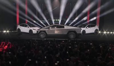 Tesla Cybertruck: il “carro armato” di Elon Musk confermato per il 2023