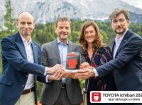 Toyota assegna il premio Ichiban 2022 ai suoi migliori Concessionari