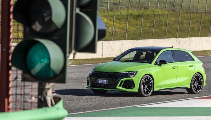 [VIDEO] Audi RS3 Sportback, prova in pista al Mugello: con l’RS Torque Splitter va anche di traverso! - Foto 19 di 28