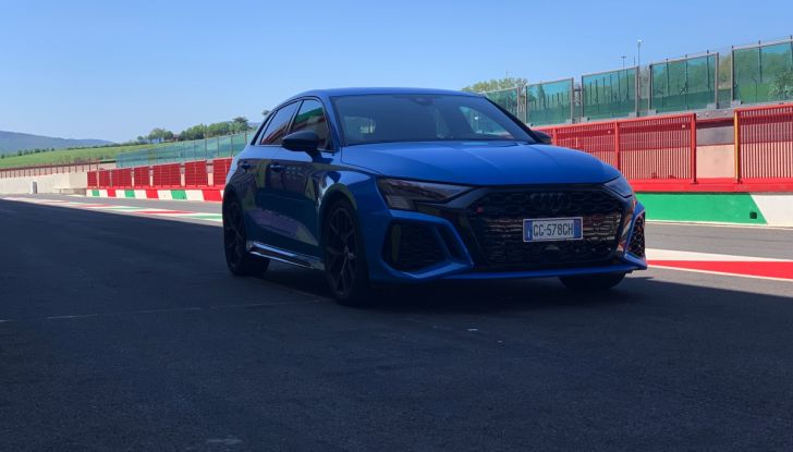 [VIDEO] Audi RS3 Sportback, prova in pista al Mugello: con l’RS Torque Splitter va anche di traverso! - Foto 2 di 28
