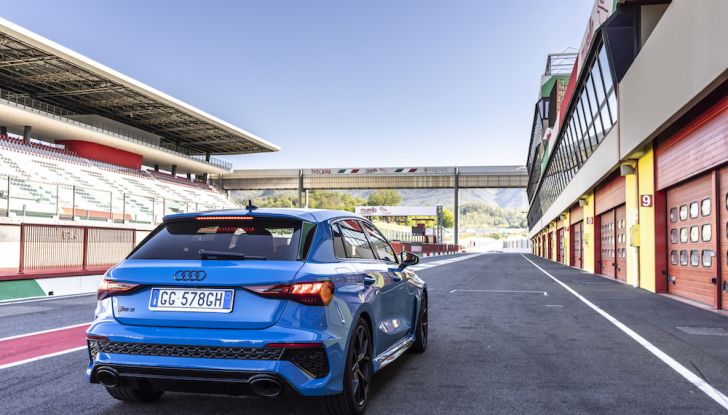 [VIDEO] Audi RS3 Sportback, prova in pista al Mugello: con l’RS Torque Splitter va anche di traverso! - Foto 12 di 28