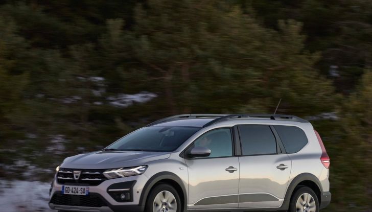 Dacia Jogger: la prova su strada della nuova multispazio in stile “crossover” - Foto 11 di 18