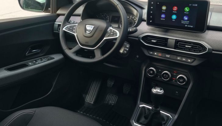 Dacia Jogger: la prova su strada della nuova multispazio in stile “crossover” - Foto 16 di 18