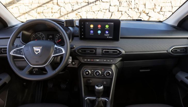 Dacia Jogger: la prova su strada della nuova multispazio in stile “crossover” - Foto 8 di 18