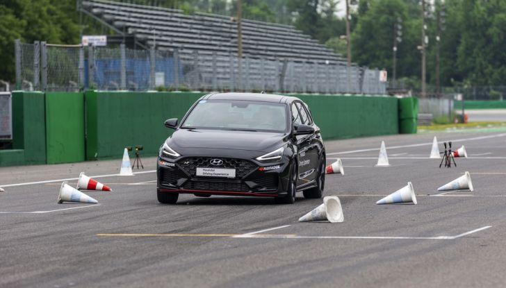 [VIDEO] Hyundai Driving Experience, tutto quello che dovete sapere sui corsi di guida in pista con la gamma N - Foto 25 di 44