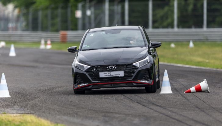 [VIDEO] Hyundai Driving Experience, tutto quello che dovete sapere sui corsi di guida in pista con la gamma N - Foto 36 di 44