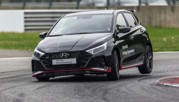 [VIDEO] Hyundai Driving Experience, tutto quello che dovete sapere sui corsi di guida in pista con la gamma N - Foto 41 di 44