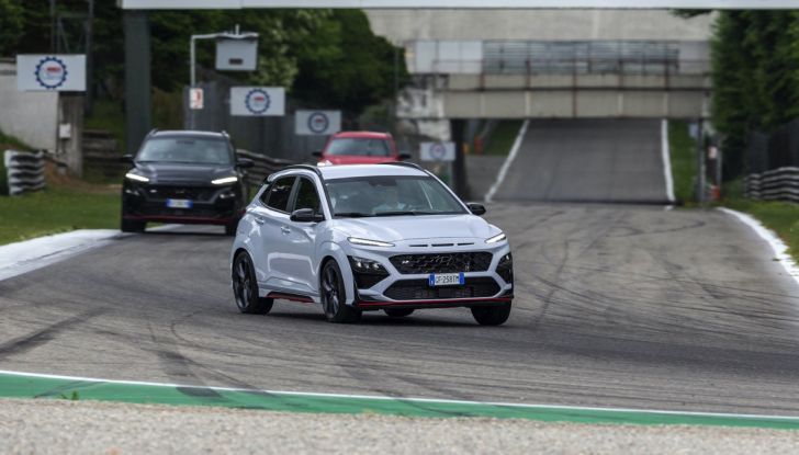 [VIDEO] Hyundai Driving Experience, tutto quello che dovete sapere sui corsi di guida in pista con la gamma N - Foto 8 di 44