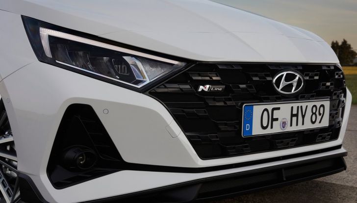 Hyundai i20 N Line, test drive e caratteristiche tecniche - Foto 7 di 8