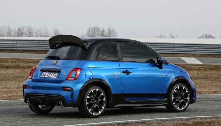 Abarth 695: ecco la versione Tributo 131 Rally da 180 cavalli - Foto 6 di 14