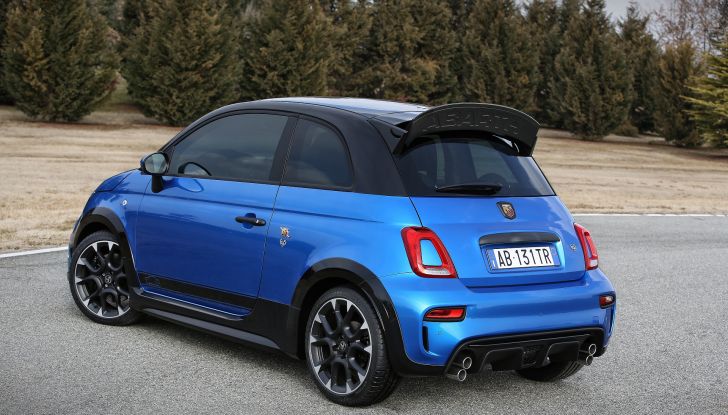 Abarth 695: ecco la versione Tributo 131 Rally da 180 cavalli - Foto 7 di 14