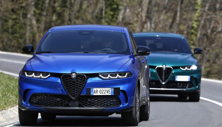 Alfa Romeo Tonale Plug-In Hybrid Q4: prova su strada della versione da 280 CV - Foto 13 di 47