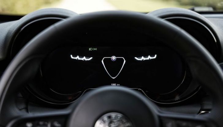 Alfa Romeo Tonale vince il premio Auto Più Bella del Web 2022 - Foto 26 di 26